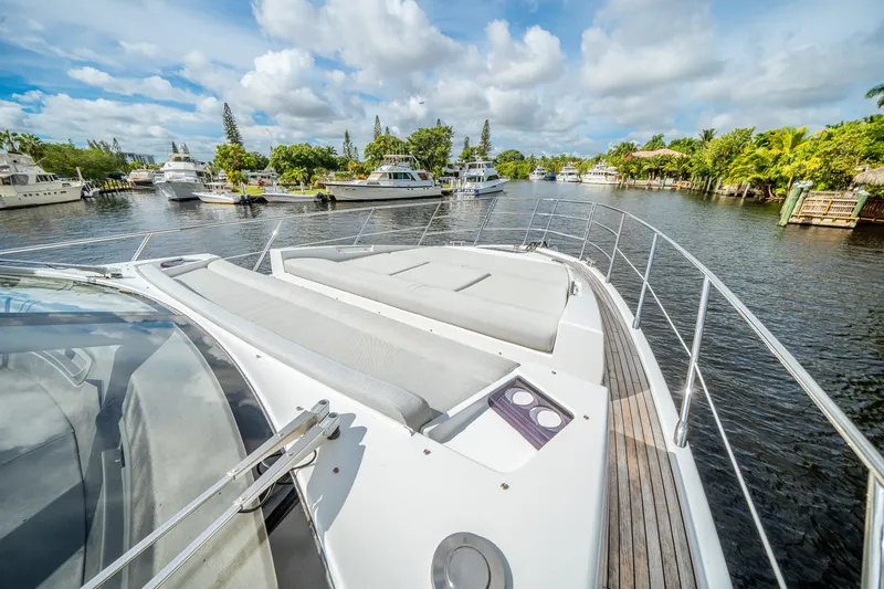 Slide: The Image of Azimut S6 2020 - 53