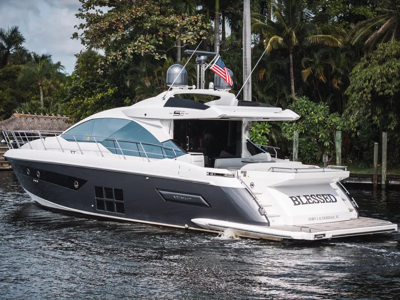 Slide: The Image of Azimut S6 2020 - 9