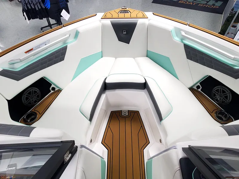 Slide: The Image of Bow Seating - 4