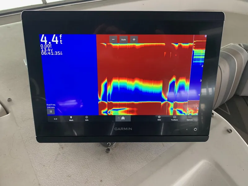 Slide: The Image of Bayliner 3988 Command Bridge Motoryacht 1999 - 8