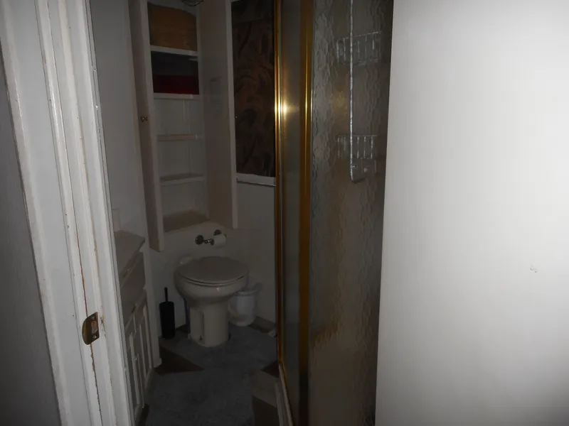 Slide: The Image of Small bathroom with shower in 2000 Stardust Cruisers Pure Enchantment Share #27. - 23