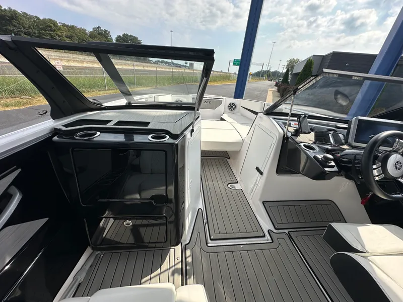 Slide: The Image of Yamaha 222SD 2024 - 12