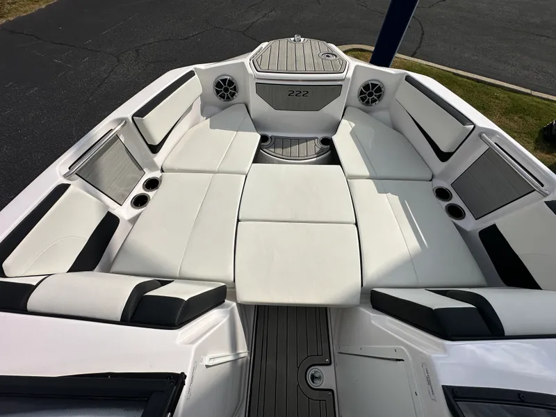 Slide: The Image of Yamaha 222SD 2024 - 13