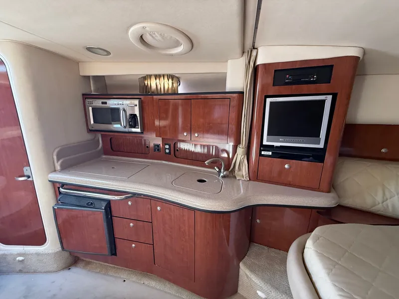 Slide: The Image of Sea Ray 320 SUNDANCER 2007 - 13