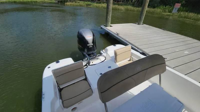 Slide: The Image of NauticStar 2140 Sport 2020 - 58