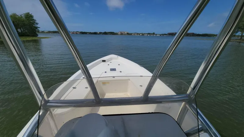 Slide: The Image of NauticStar 2140 Sport 2020 - 59