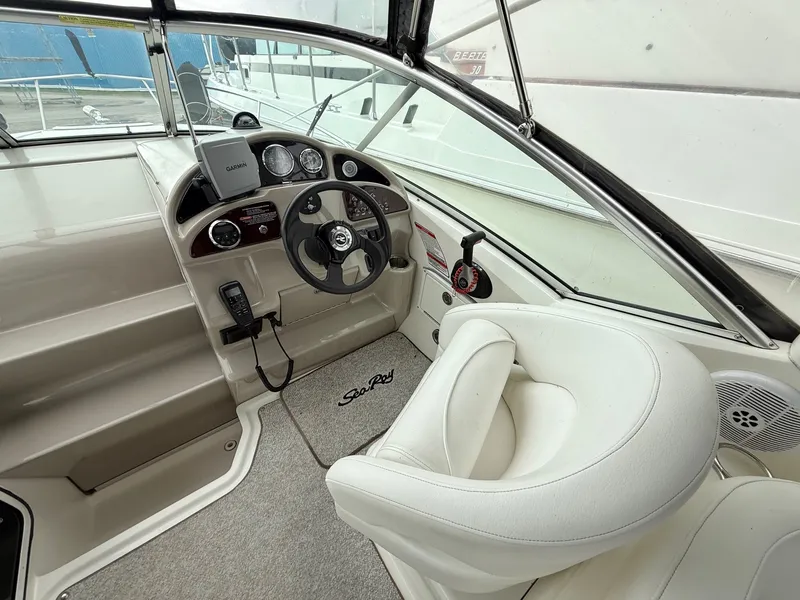 Slide: The Image of Sea Ray 260 SUNDANCER 2008 - 7