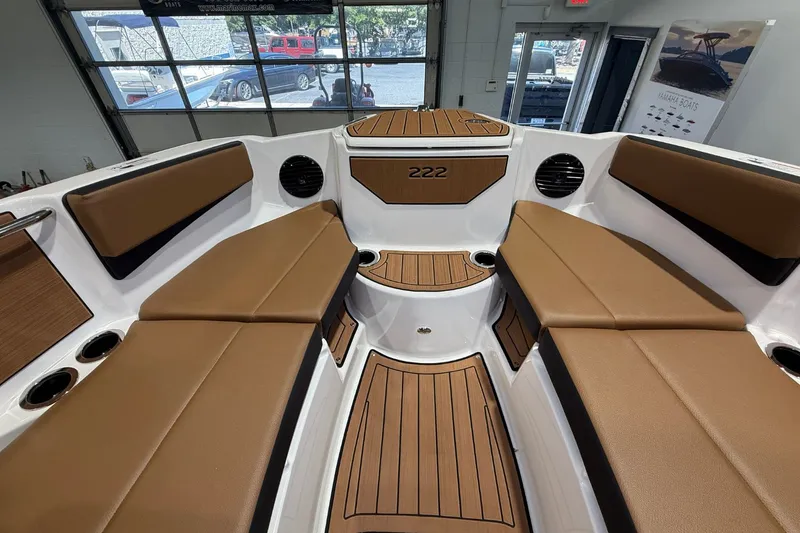 Slide: The Image of Yamaha 222SD 2026 - 24