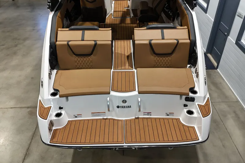 Slide: The Image of Yamaha 222SD 2026 - 6