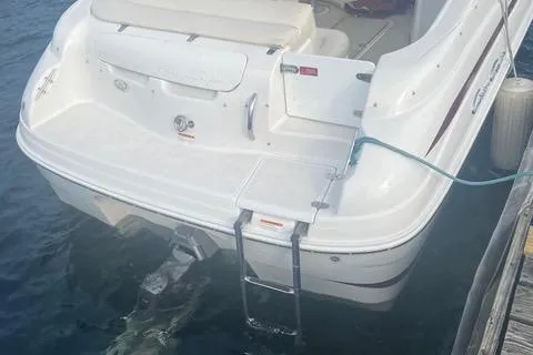 Slide: The Image of Chris-Craft 24 1999 - 32