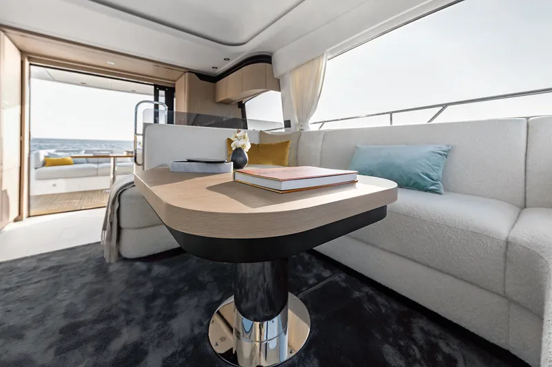 Slide: The Image of Azimut Fly 53 2026 - 18