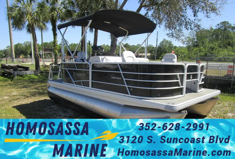 Slide: The Image of Pontoon boat Sweetwater Xperience SW 1680 FX 2023 at Homosassa Marine dealership. - 1