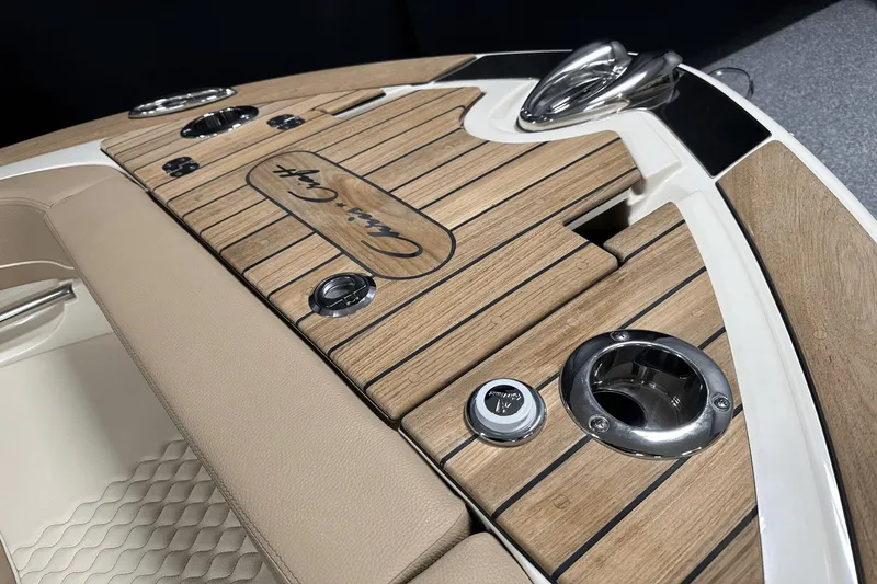 Slide: The Image of Chris-Craft Launch 25 GT 2024 - 113