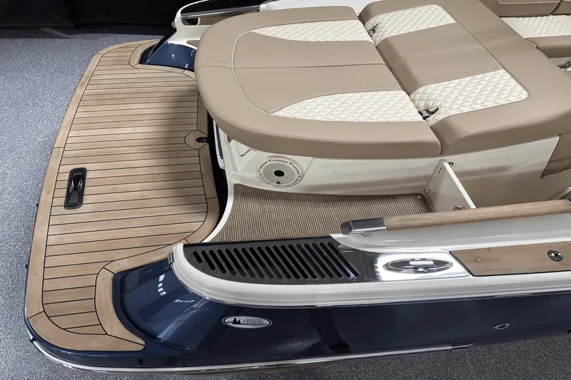 Slide: The Image of Chris-Craft Launch 25 GT 2024 - 13