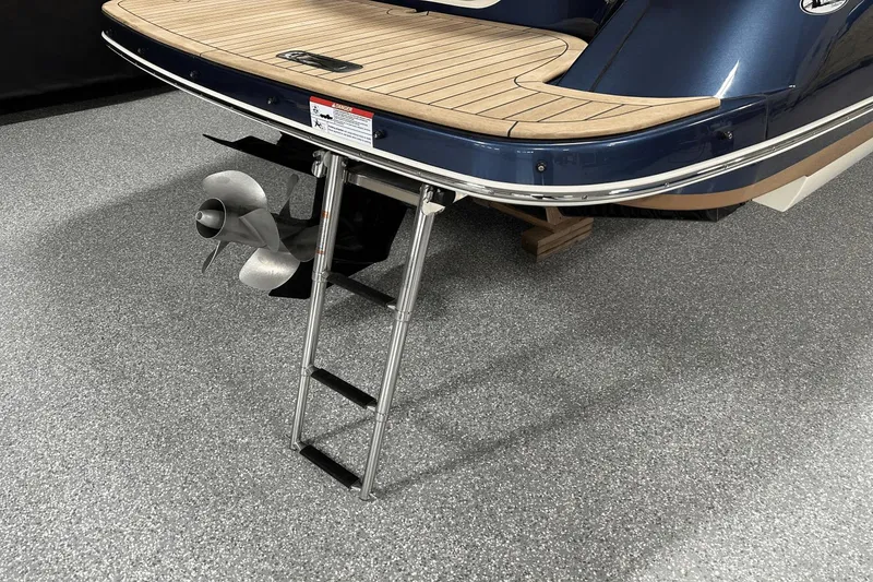 Slide: The Image of Chris-Craft Launch 25 GT 2024 - 15