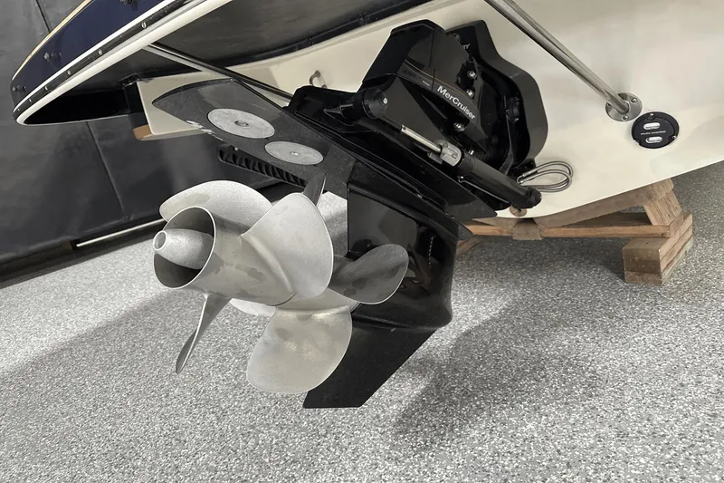 Slide: The Image of Chris-Craft Launch 25 GT 2024 - 16