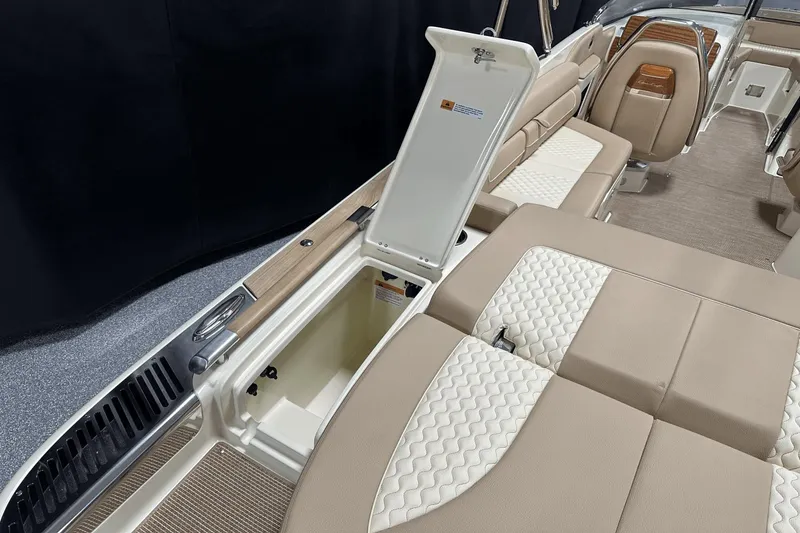 Slide: The Image of Chris-Craft Launch 25 GT 2024 - 26