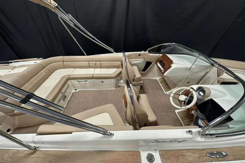 Slide: The Image of Chris-Craft Launch 25 GT 2024 - 8