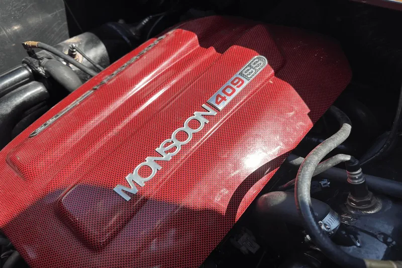 Slide: The Image of Malibu Wakesetter Lsv 247 2013 - 22