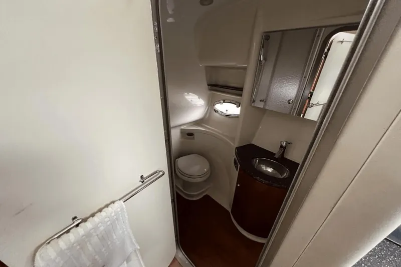 Slide: The Image of Formula 37 PC 2009 - 16