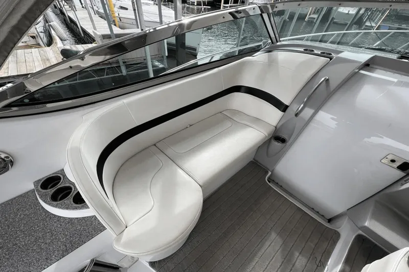 Slide: The Image of Formula 37 PC 2009 - 8