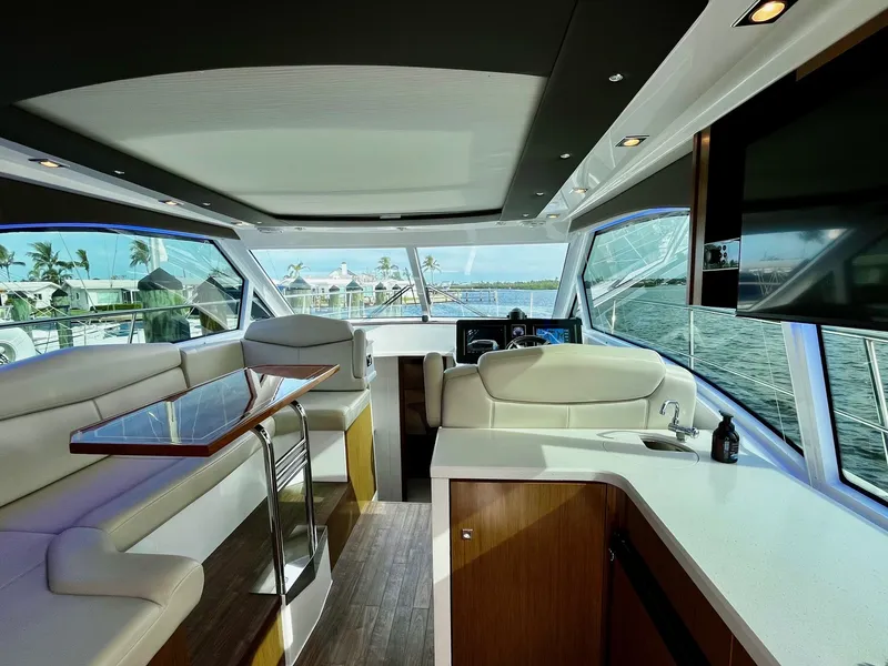 Slide: The Image of Cruisers 41 CANTIUS 2015 - 16