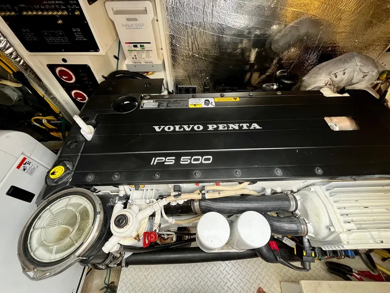 Slide: The Image of Cruisers 41 CANTIUS 2015 - 38