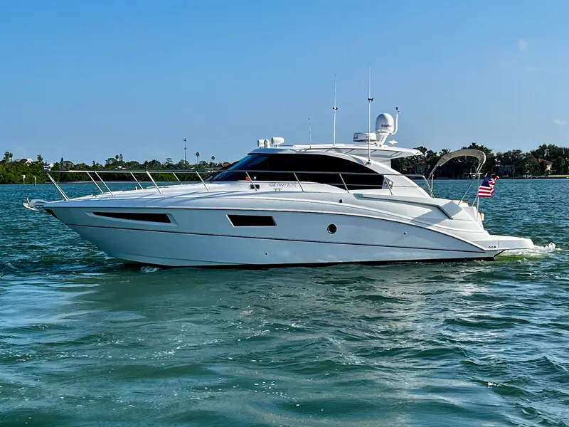 The Image of Cruisers Yachts 41 CANTIUS 2015 - 0