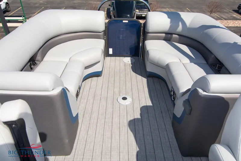 Slide: The Image of 2022 Manitou 25 OASIS RF SHP pontoon boat interior with spacious seating. - 27