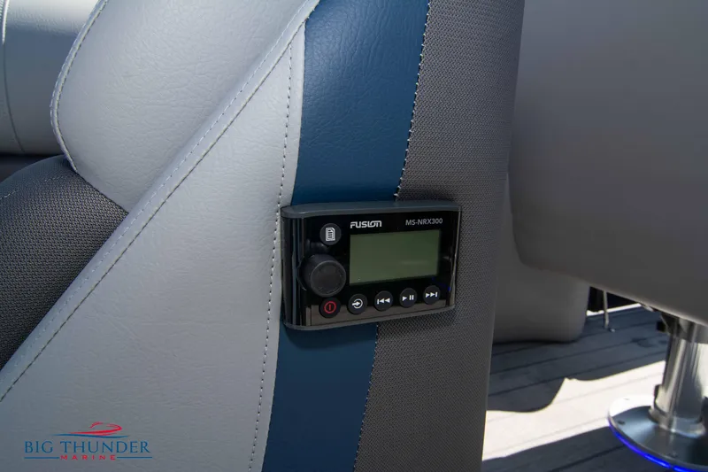 Slide: The Image of Fusion stereo system on 2022 Manitou 25 OASIS RF SHP boat interior. - 29
