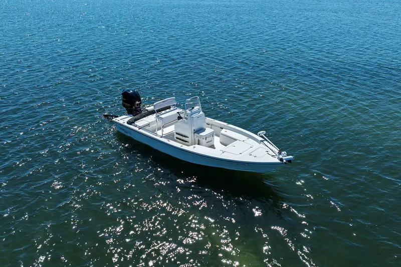 Slide: The Image of Maverick 2200 TRS 2021 - 14