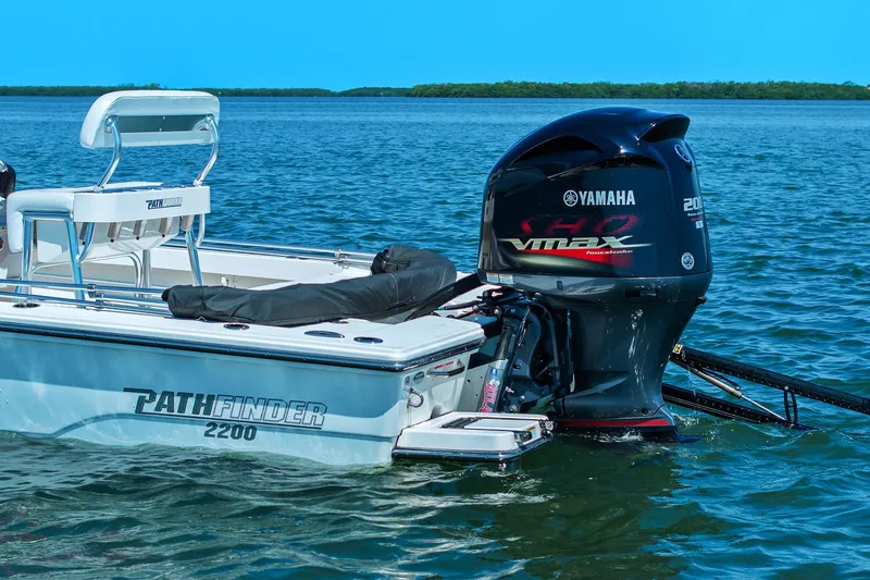 Slide: The Image of Maverick 2200 TRS 2021 - 16