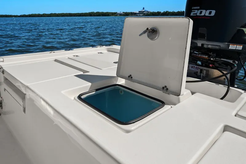 Slide: The Image of Maverick 2200 TRS 2021 - 20