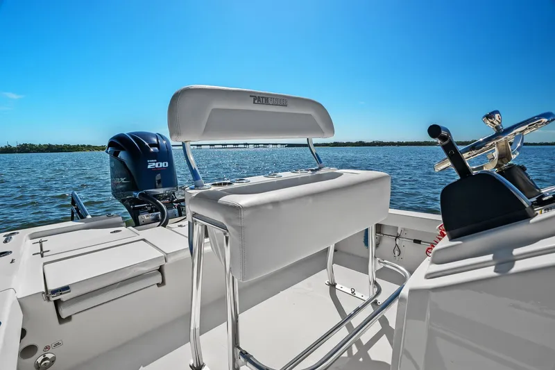 Slide: The Image of Maverick 2200 TRS 2021 - 26