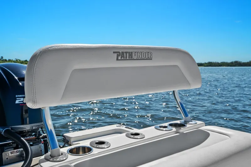 Slide: The Image of Maverick 2200 TRS 2021 - 27