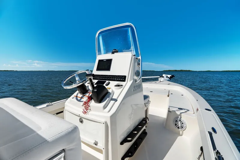 Slide: The Image of Maverick 2200 TRS 2021 - 32