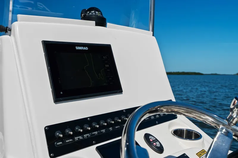 Slide: The Image of Maverick 2200 TRS 2021 - 35