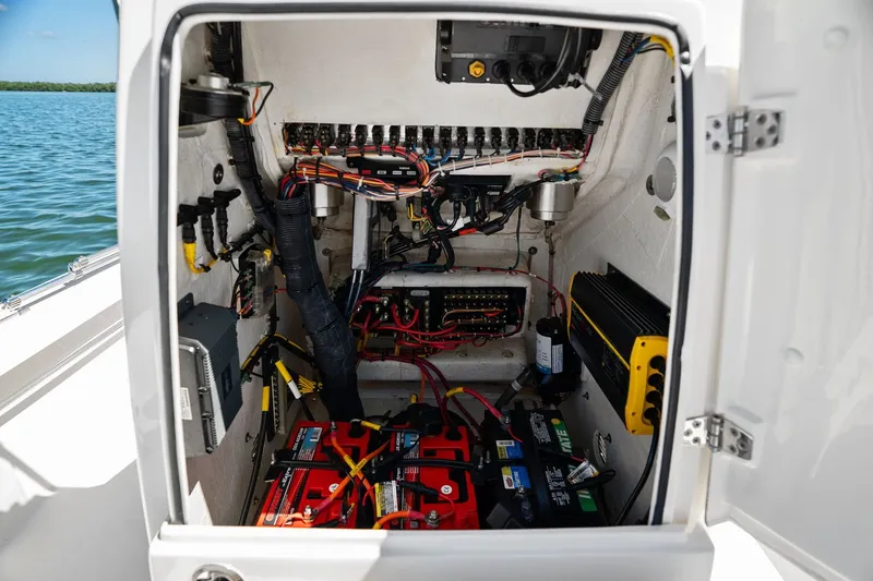 Slide: The Image of Maverick 2200 TRS 2021 - 37