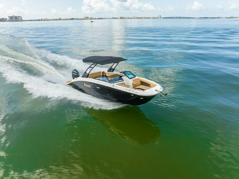 Slide: The Image of Sea Ray 270 SDX OB 2022 - 7