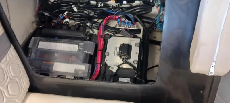 Slide: The Image of 2023 Heyday H22 boat electrical system with wiring and components. - 29