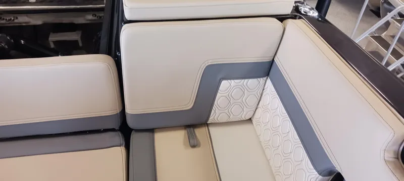 Slide: The Image of Heyday Wake Boats H22 2023 - 52