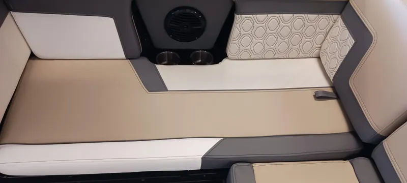 Slide: The Image of Heyday Wake Boats H22 2023 - 57