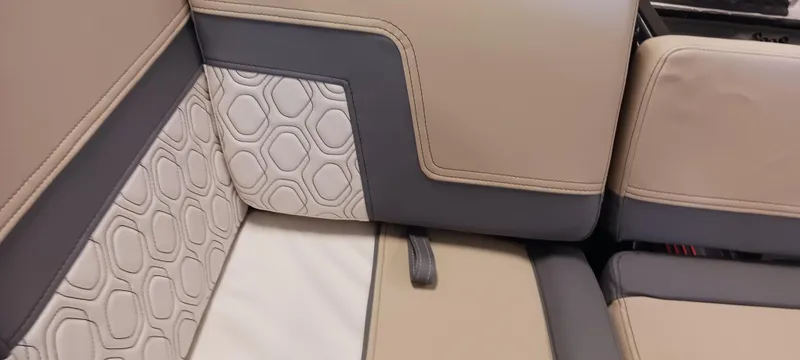 Slide: The Image of Heyday Wake Boats H22 2023 - 63