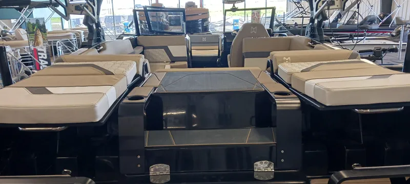 Slide: The Image of 2023 Heyday H22 boat interior with spacious seating and modern design. - 9