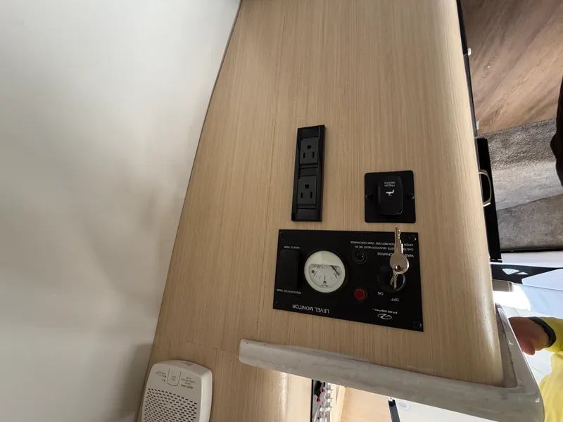 Slide: The Image of Regal 26 XO 2024 - 59