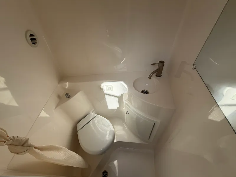 Slide: The Image of Regal 26 XO 2024 - 61