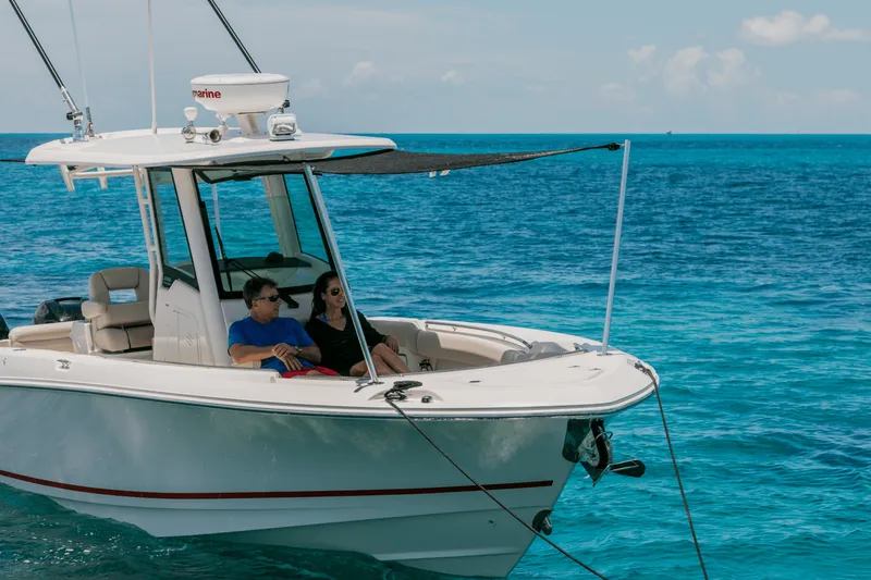 Slide: The Image of Boston Whaler 280 Outrage 2026 - 40