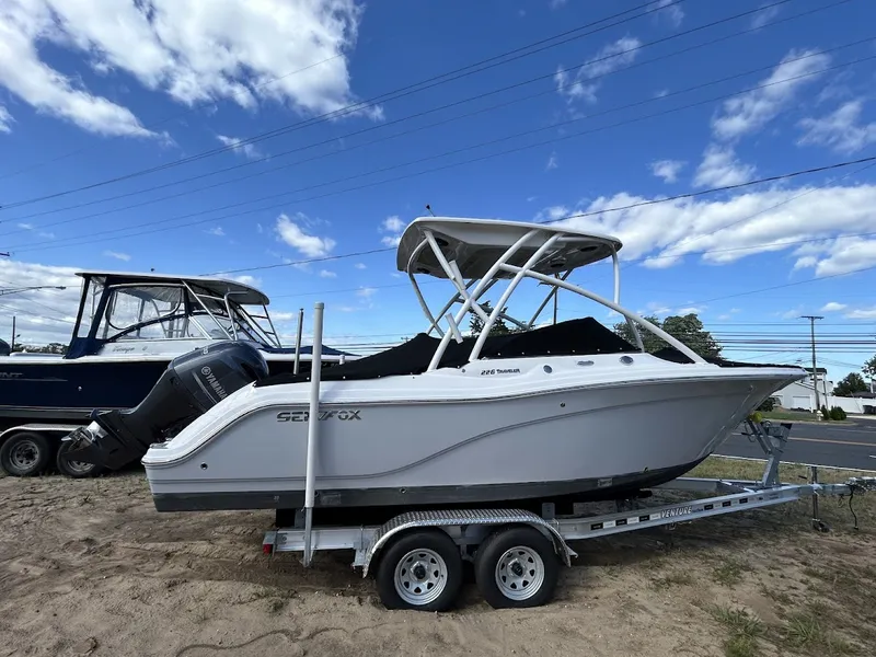 Slide: The Image of Sea Fox 226 TRAVELER 2023 - 20