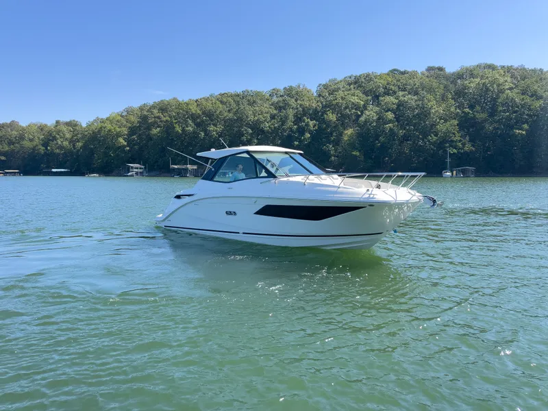 Slide: The Image of Sea Ray Sundancer 320 2026 - 3