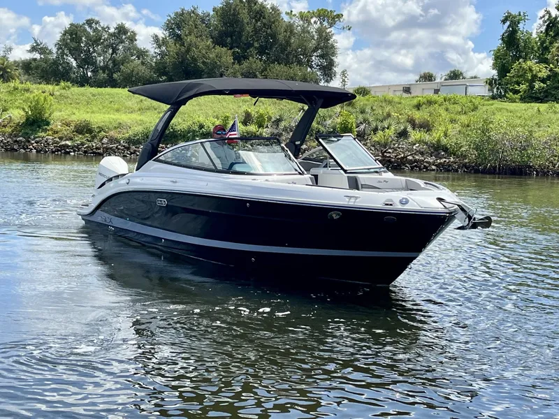 Slide: The Image of Sea Ray 280 SLX 2026 - 6